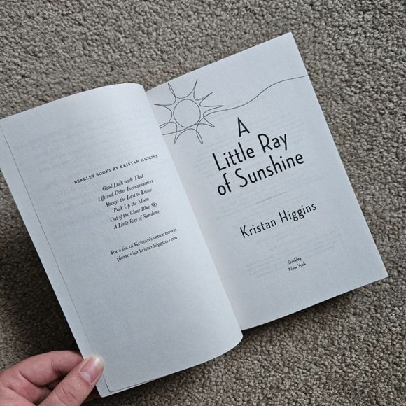 2 Book Bundle by Sarah Dessen - Someone‎ Like You & Lock and Key - Paperback - Picture 2 of 11